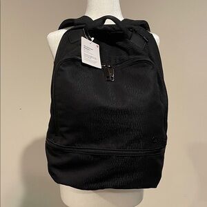 Lululemon athletica 17L City Adventurer Backpack II
